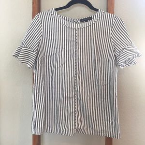 Banana Republic stripe ruffle sleeve top small
